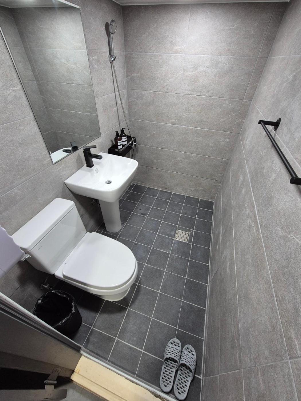 סיאול Gangnam Seven Hostel מראה חיצוני תמונה